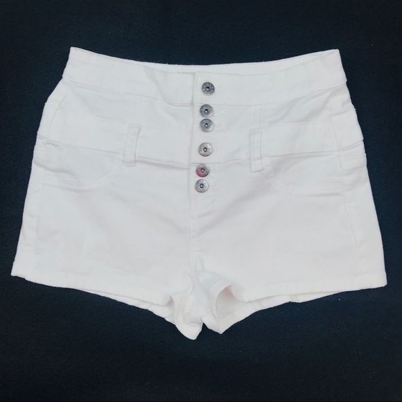 High rise white Urban Basics 6-button shorts - 7 - Picture 1 of 9